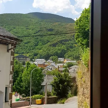 Sabina Vivienda De Uso Turístico Сasa de vacaciones Caboalles de Abajo